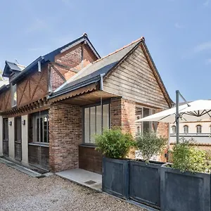 Hébergement de vacances Maison Sévigné - Le Calme Du Thabor Et La Proximité Du Centre, Rennes