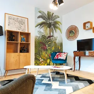 49b Apartment