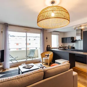 Le Vilona - T3 Moderne Avec Parking Prive Rennes