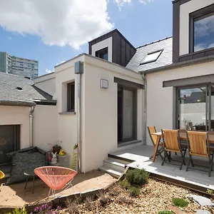 Hébergement de vacances L'ernestine - Belle Maison Pour 4 Dans, Rennes